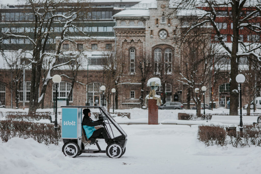 Vok e-cargo bike for Wolt deliveries