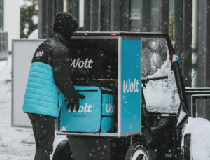 Vok e-cargo bike for Wolt deliveries